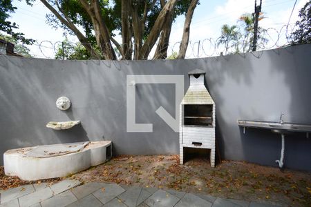 Casa à venda com 430m², 4 quartos e 4 vagas Casa à venda com 430m², 4 quartos e 4 vagasQuintal