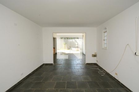 Casa à venda com 430m², 4 quartos e 4 vagas Casa à venda com 430m², 4 quartos e 4 vagasSalão de Festas