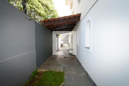 Casa à venda com 430m², 4 quartos e 4 vagas Casa à venda com 430m², 4 quartos e 4 vagasQuintal