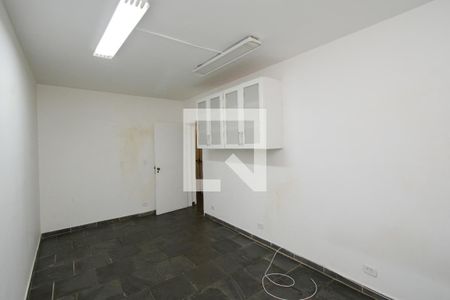 Casa à venda com 430m², 4 quartos e 4 vagas Casa à venda com 430m², 4 quartos e 4 vagasDespensa