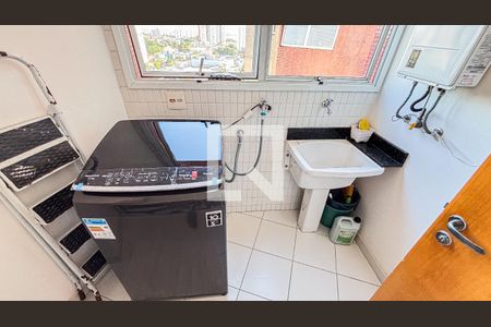 Apartamento à venda com 95m², 2 quartos e 2 vagas Apartamento à venda com 95m², 2 quartos e 2 vagasÁrea de Serviço