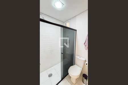 Apartamento à venda com 95m², 2 quartos e 2 vagas Apartamento à venda com 95m², 2 quartos e 2 vagasBanheiro