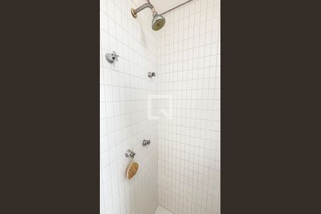 Apartamento à venda com 95m², 2 quartos e 2 vagas Apartamento à venda com 95m², 2 quartos e 2 vagasBanheiro da Suíte