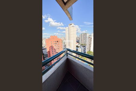 Apartamento à venda com 95m², 2 quartos e 2 vagas Apartamento à venda com 95m², 2 quartos e 2 vagasSuite Varanda