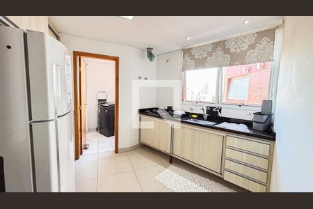 Apartamento à venda com 95m², 2 quartos e 2 vagas Apartamento à venda com 95m², 2 quartos e 2 vagasCozinha