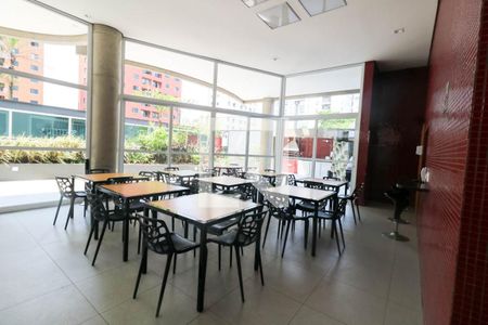 Apartamento à venda com 95m², 2 quartos e 2 vagasSalão de Festas