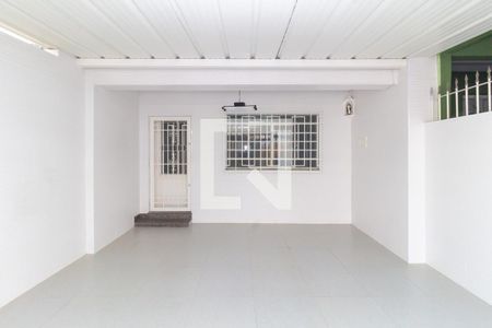 Casa à venda com 140m², 2 quartos e 2 vagas Casa à venda com 140m², 2 quartos e 2 vagasGaragem