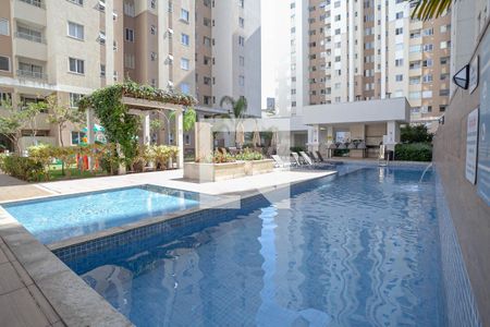 Apartamento à venda com 69m², 3 quartos e 2 vagas Apartamento à venda com 69m², 3 quartos e 2 vagasÁrea comum - Piscina