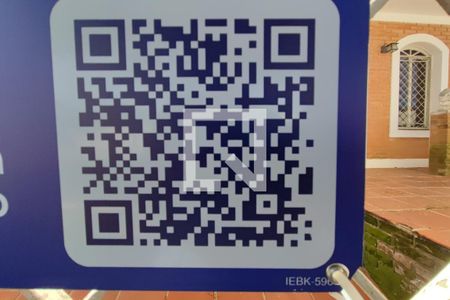 Casa à venda com 164m², 4 quartos e 1 vaga Casa à venda com 164m², 4 quartos e 1 vagaPLACA INSTALADA NA FACHADA