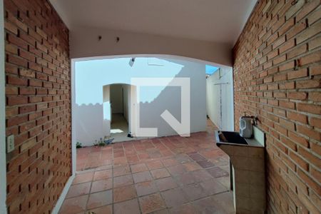 Casa à venda com 164m², 4 quartos e 1 vaga Casa à venda com 164m², 4 quartos e 1 vagaÁrea de Serviço