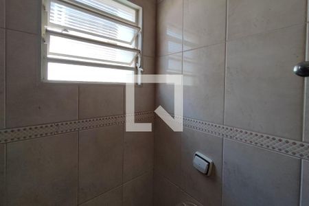 Casa à venda com 164m², 4 quartos e 1 vaga Casa à venda com 164m², 4 quartos e 1 vagaBanheiro Social