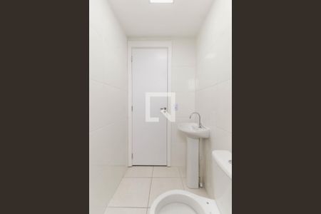Apartamento à venda com 41m², 2 quartos e 1 vaga Apartamento à venda com 41m², 2 quartos e 1 vagaBanheiro