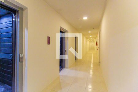 Apartamento à venda com 41m², 2 quartos e 1 vaga Apartamento à venda com 41m², 2 quartos e 1 vagaHall