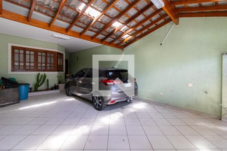 Casa à venda com 185m², 3 quartos e 3 vagas Casa à venda com 185m², 3 quartos e 3 vagasGaragem