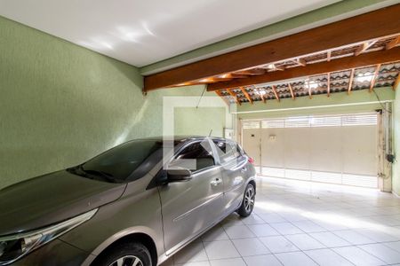 Casa à venda com 185m², 3 quartos e 3 vagas Casa à venda com 185m², 3 quartos e 3 vagasGaragem