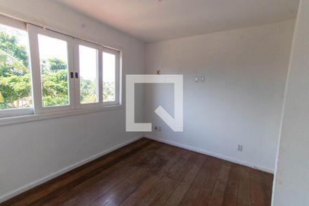 Casa à venda com 437m², 7 quartos e 3 vagasQuarto 5