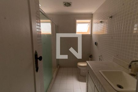 Casa à venda com 437m², 7 quartos e 3 vagasBanheiro Social 1