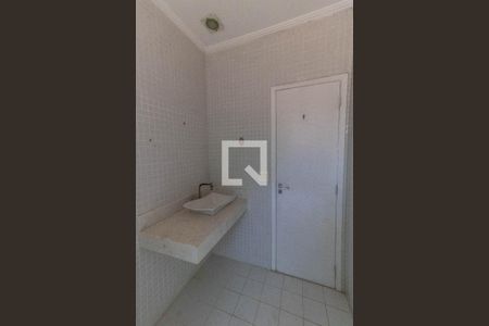 Casa à venda com 437m², 7 quartos e 3 vagasBanheiro Social 2