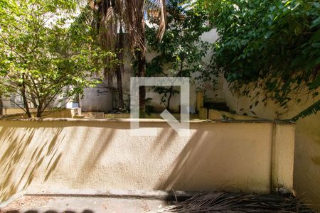 Casa à venda com 437m², 7 quartos e 3 vagasVista do Quarto 4