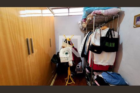 Casa à venda com 205m², 3 quartos e 2 vagasQuarto 2