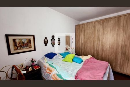 Casa à venda com 205m², 3 quartos e 2 vagasQuarto 1