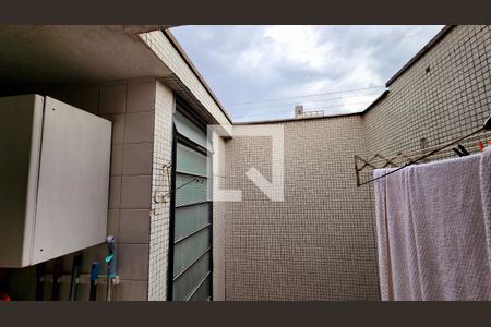 Casa à venda com 205m², 3 quartos e 2 vagasÁrea de Serviço