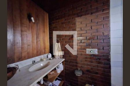 Casa de condomínio à venda com 247m², 3 quartos e 5 vagas