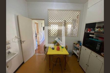 Apartamento à venda com 158m², 4 quartos e 2 vagas