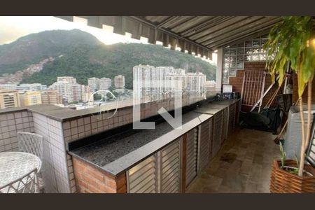 Apartamento à venda com 131m², 3 quartos e 2 vagas