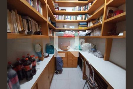 Apartamento à venda com 207m², 4 quartos e 1 vaga
