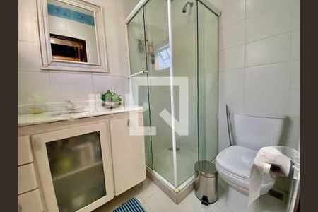 Casa à venda com 176m², 3 quartos e 2 vagas