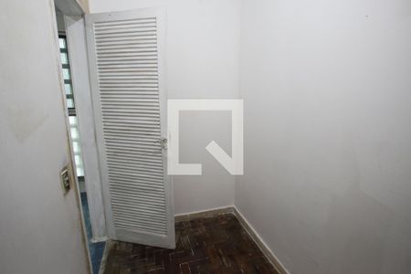 Apartamento à venda com 74m², 3 quartos e 1 vaga Apartamento à venda com 74m², 3 quartos e 1 vagaQuarto de Serviço