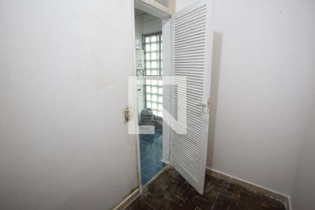 Apartamento à venda com 74m², 3 quartos e 1 vaga Apartamento à venda com 74m², 3 quartos e 1 vagaQuarto de Serviço