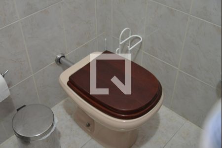 Casa à venda com 192m², 3 quartos e 2 vagasBanheiro da Suíte