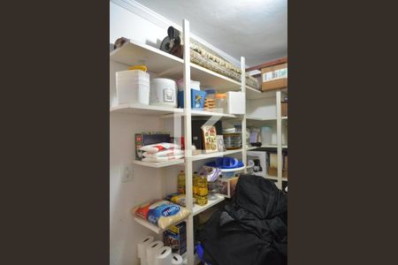 Casa à venda com 192m², 3 quartos e 2 vagasDispensa