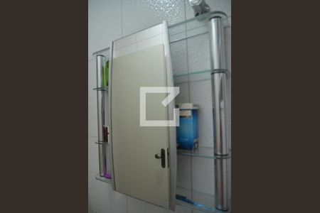 Casa à venda com 192m², 3 quartos e 2 vagasLavabo