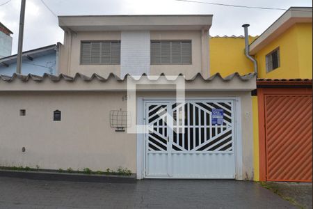 Casa à venda com 192m², 3 quartos e 2 vagasFachada