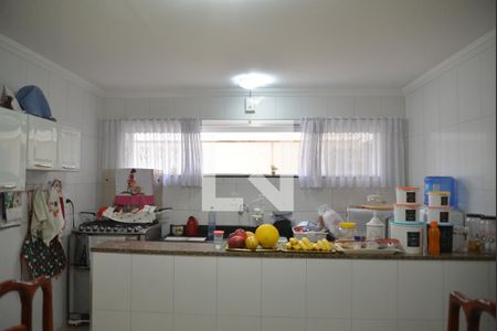 Casa à venda com 192m², 3 quartos e 2 vagasCozinha