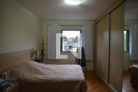 Casa à venda com 192m², 3 quartos e 2 vagasQuarto Suíte