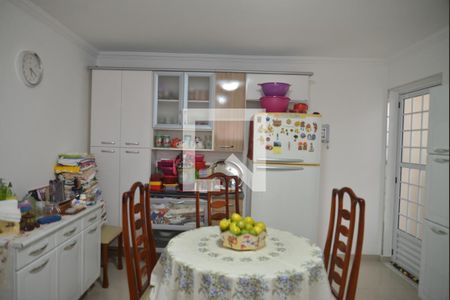 Casa à venda com 192m², 3 quartos e 2 vagasCozinha