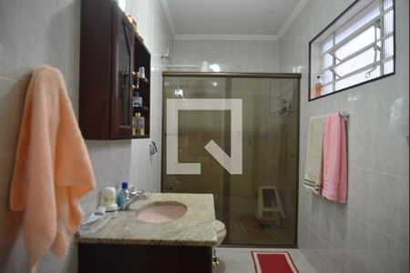 Casa à venda com 192m², 3 quartos e 2 vagasBanheiro da Suíte