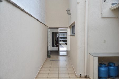 Casa à venda com 192m², 3 quartos e 2 vagasQuintal
