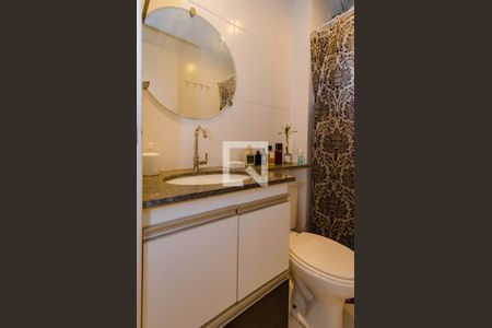 Apartamento à venda com 55m², 2 quartos e 1 vaga Apartamento à venda com 55m², 2 quartos e 1 vagaBanheiro