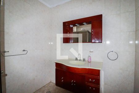 Casa para alugar com 120m², 3 quartos e 2 vagasBanheiro Social