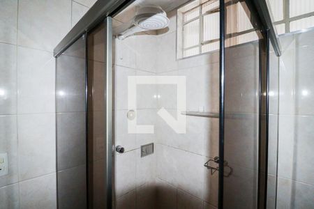 Casa para alugar com 120m², 3 quartos e 2 vagasBanheiro Social