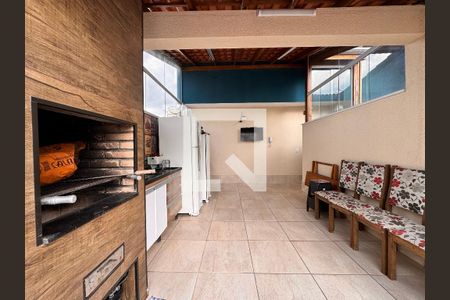 Apartamento à venda com 90m², 2 quartos e 2 vagas Apartamento à venda com 90m², 2 quartos e 2 vagasCobertura