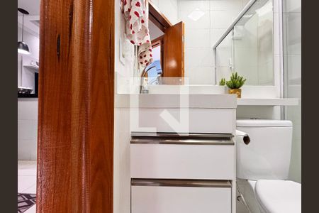 Apartamento à venda com 90m², 2 quartos e 2 vagas Apartamento à venda com 90m², 2 quartos e 2 vagasBanheiro