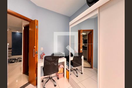 Apartamento à venda com 90m², 2 quartos e 2 vagas Apartamento à venda com 90m², 2 quartos e 2 vagasQuarto 2
