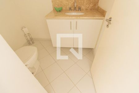 Casa à venda com 165m², 3 quartos e 2 vagas Casa à venda com 165m², 3 quartos e 2 vagasÁrea comum