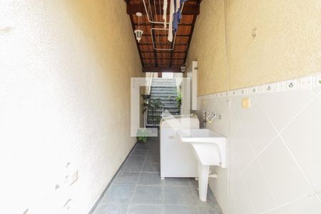 Casa à venda com 165m², 3 quartos e 2 vagas Casa à venda com 165m², 3 quartos e 2 vagasÁrea de Serviço